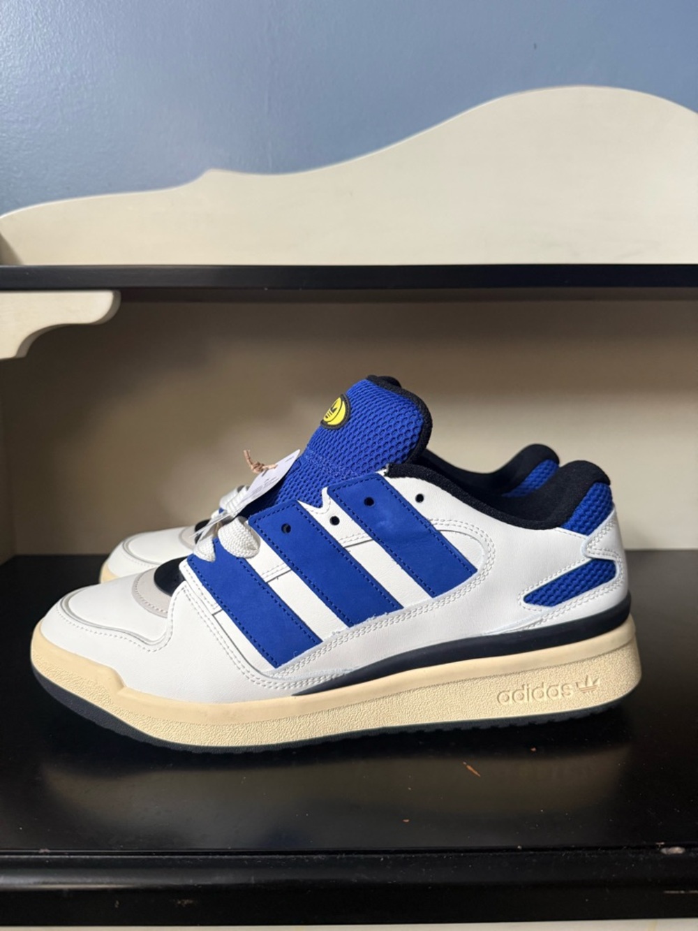Adidas forum 2000 blue white and black Sneakers. NWT